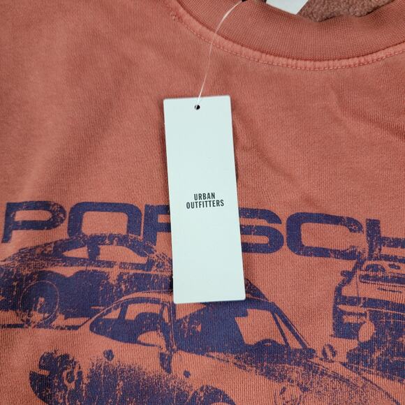 Total 911 Porsche Magazine Sweatshirt Mens Small Medium Urban Outfitters (1055) - Picture 6 of 7